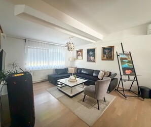 Flat, Požega