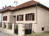 Ku�a Po�ega, Slika 1